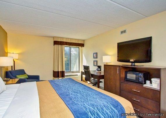 Comfort Inn & Suites Fuquay Varina Exterior foto