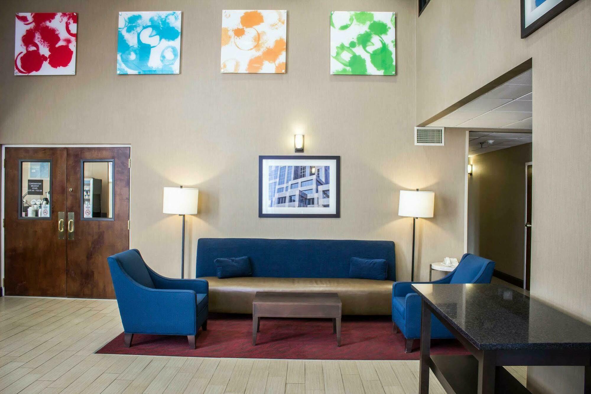 Comfort Inn & Suites Fuquay Varina Exterior foto